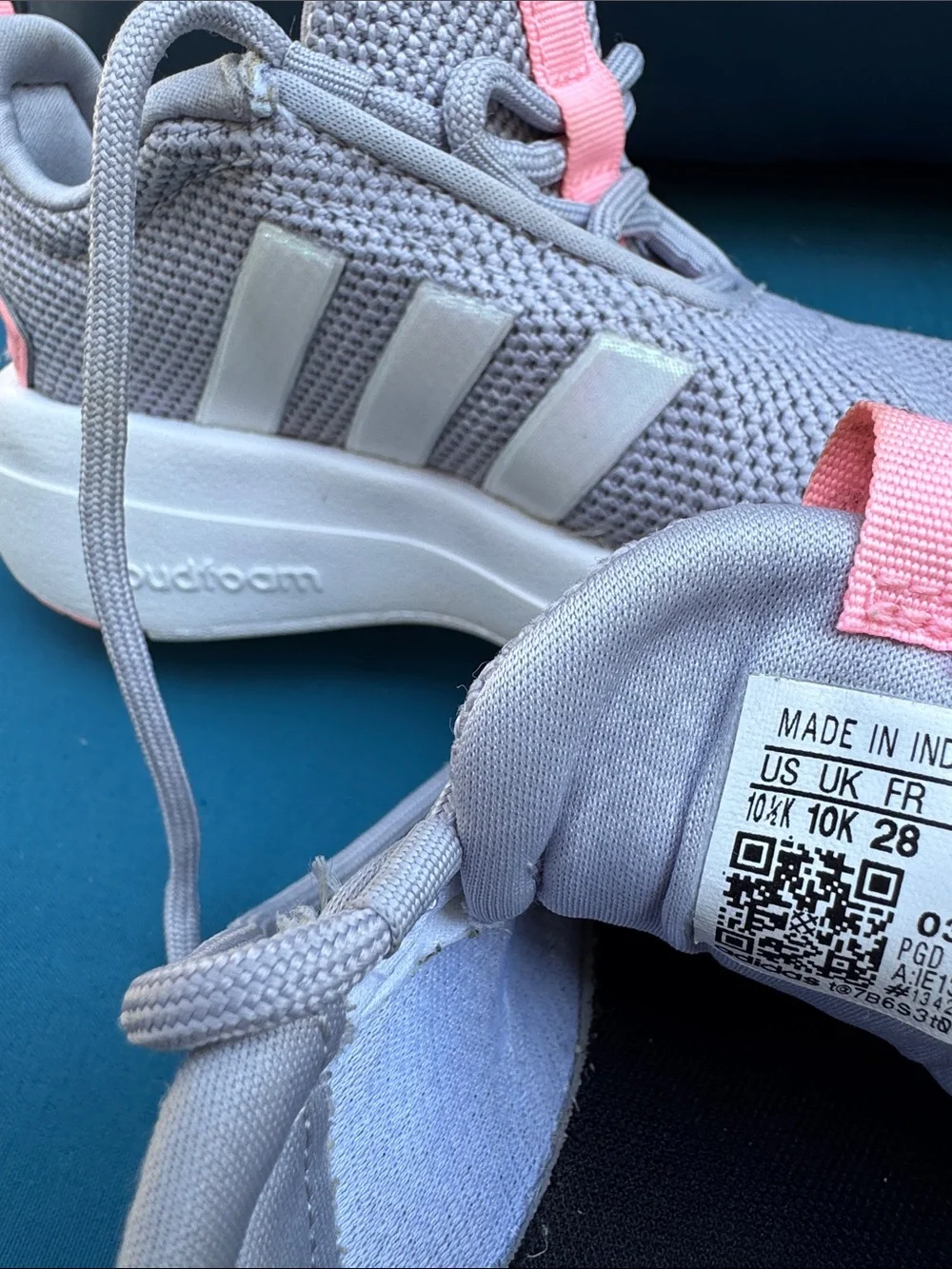 adidas Racer TR23 Girls Sneakers Grey Pink Size 10.5 Kids